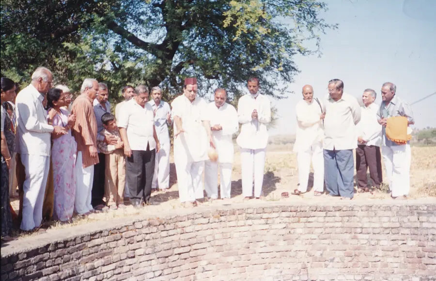 Datta Kaka with devotees or family during Ram-Nam gatherings. Archive still DPK_0116.