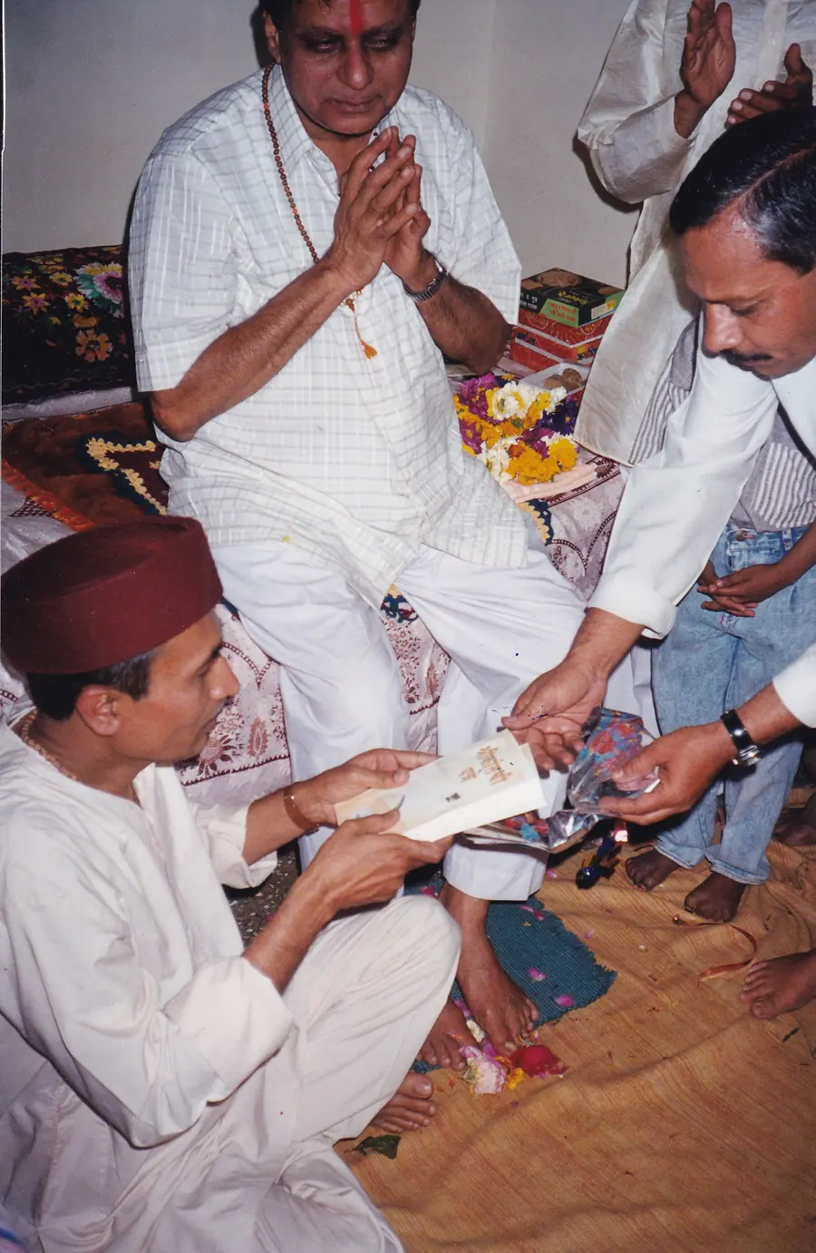 Datta Kaka with devotees or family during Ram-Nam gatherings. Archive still DPK_0131.