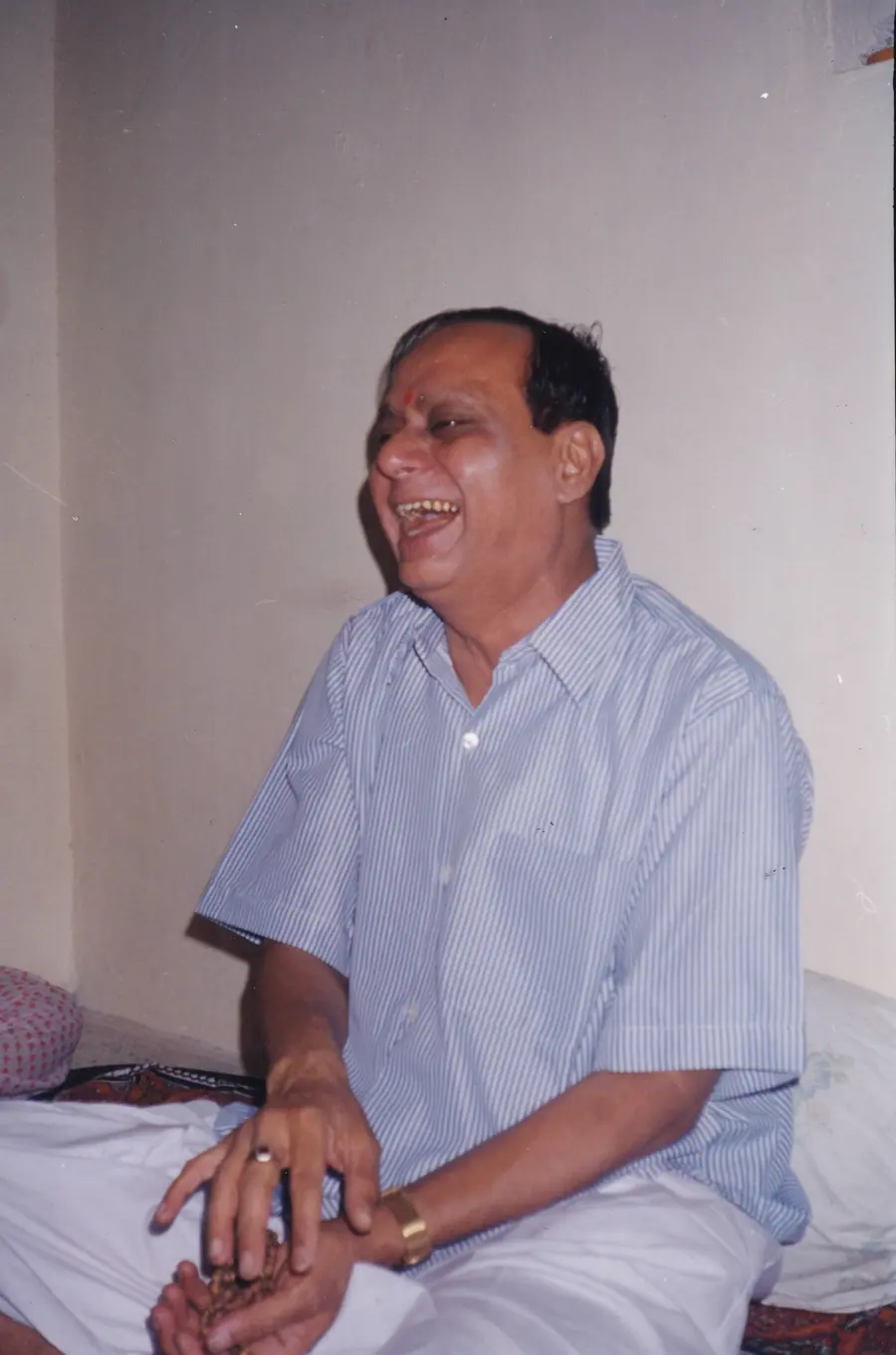 Pothi or manuscript from Datta Kaka's spiritual work. Archive still DPK_0002.