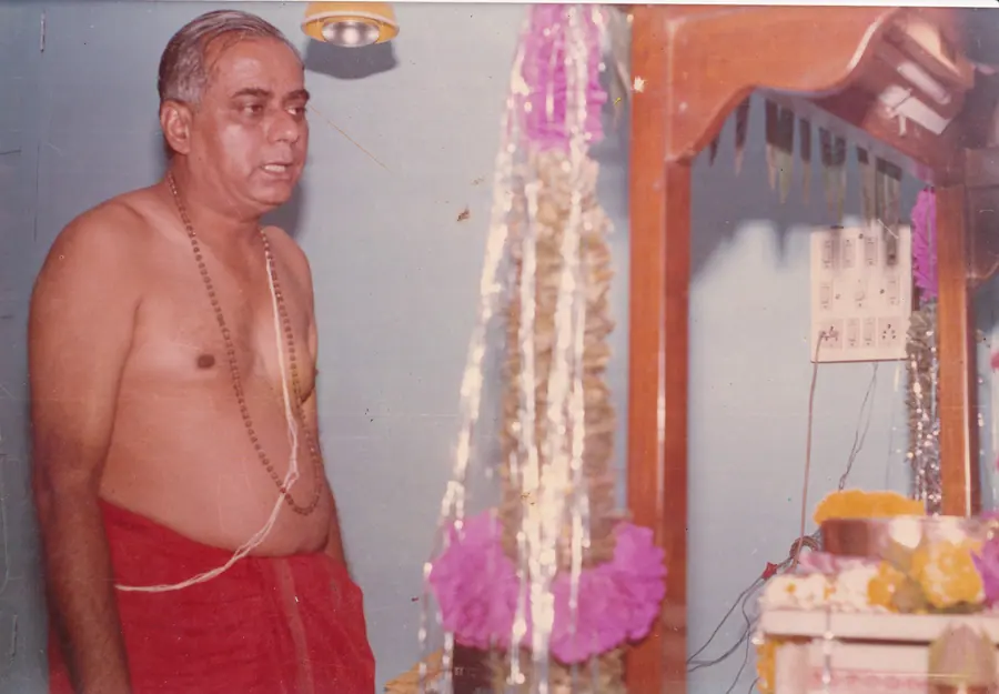 Pothi or manuscript from Datta Kaka's spiritual work. Archive still DPK_0026.